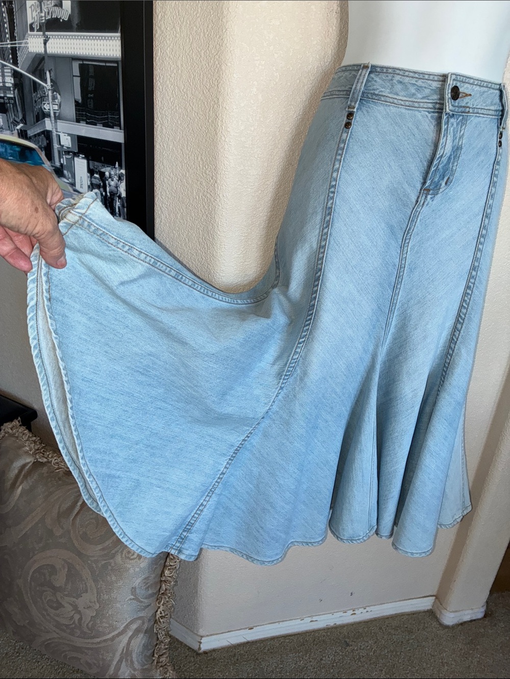For Joseph Denim Skirt, Women's 6, blue, Light wash, flared, bias cut panels EUC - Picture 5 of 14